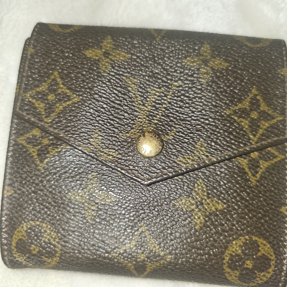 Louis Vuitton  wallet